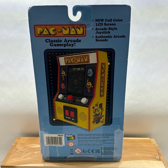 Pac-Man Color LCD Retro Mini Arcade Classics Game By Basic Fun - Picture 2 of 6